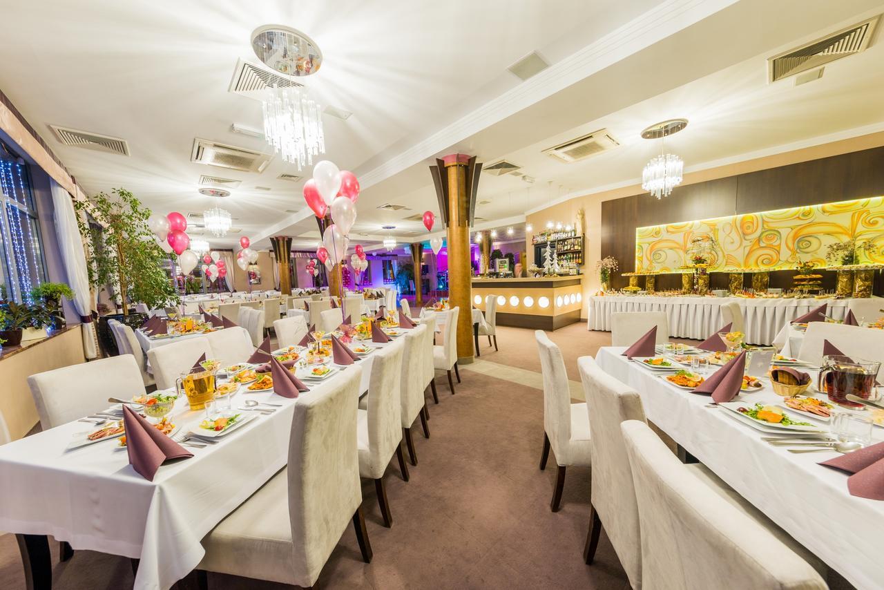 Hotel Restauracja Teczowa Luban Eksteriør bilde
