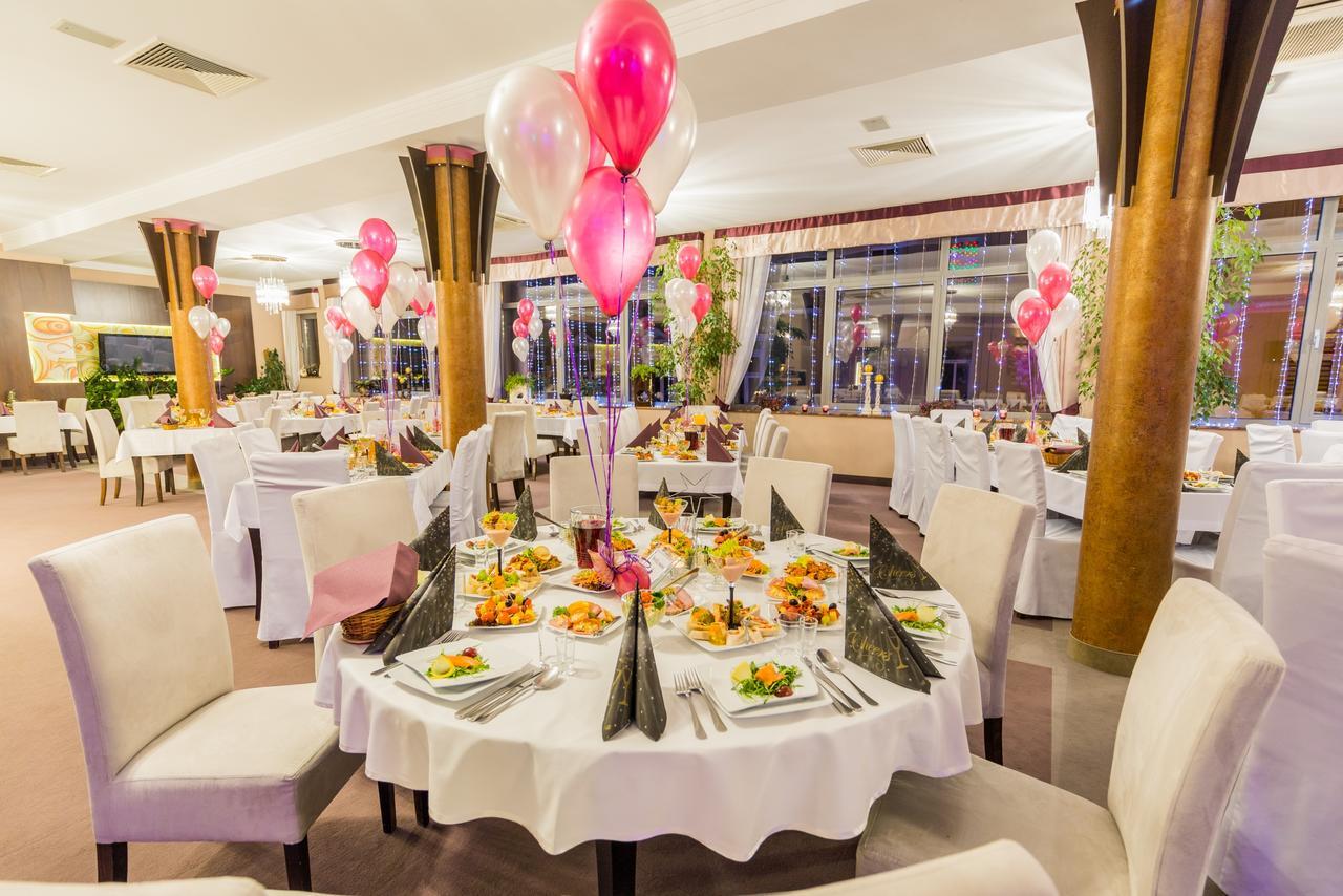 Hotel Restauracja Teczowa Luban Eksteriør bilde